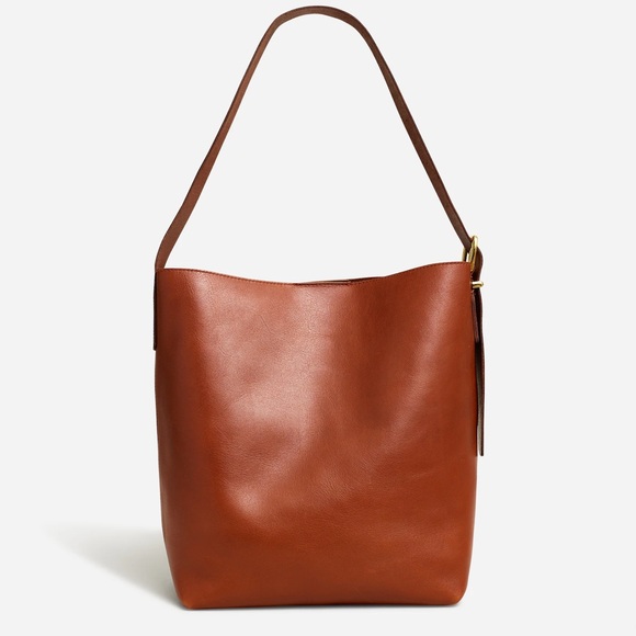 Madewell Handbags - Madewell Essential Bucket Tote